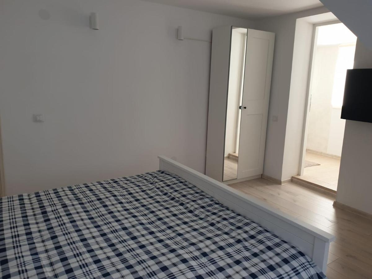 Casa Aris Lepsa Vrancea Hotel Екстериор снимка