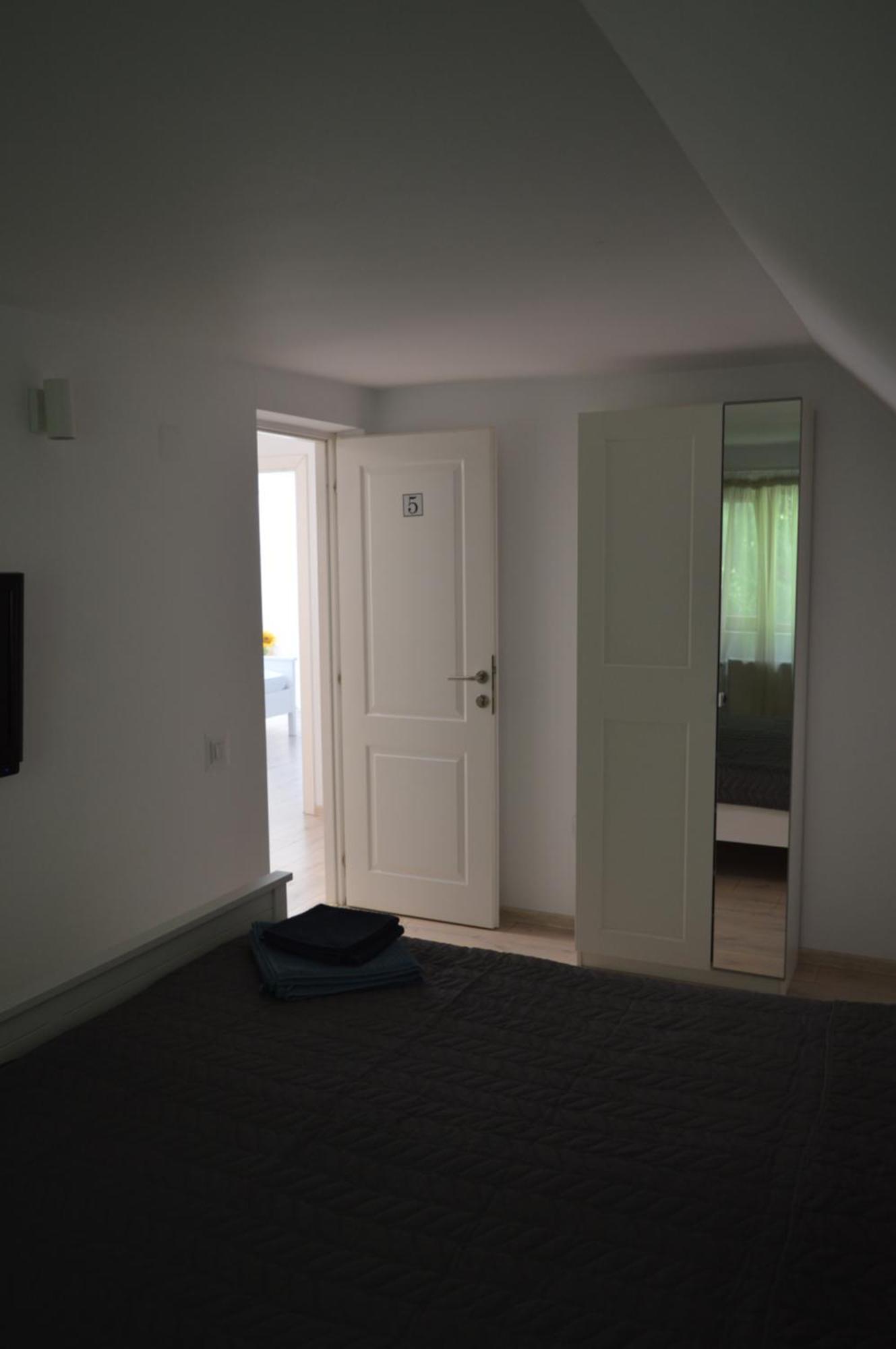 Casa Aris Lepsa Vrancea Hotel Екстериор снимка