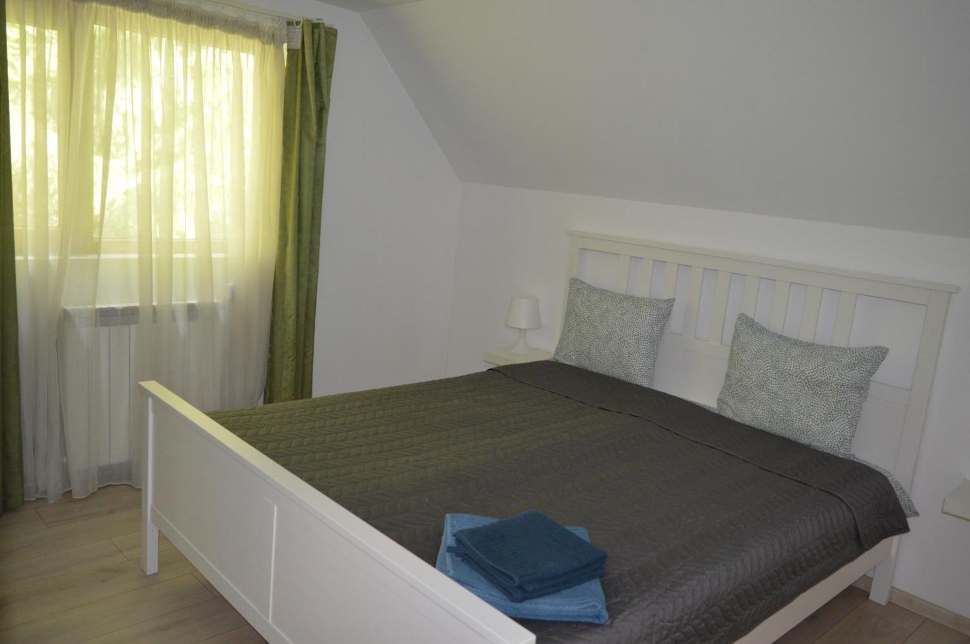 Casa Aris Lepsa Vrancea Hotel Екстериор снимка
