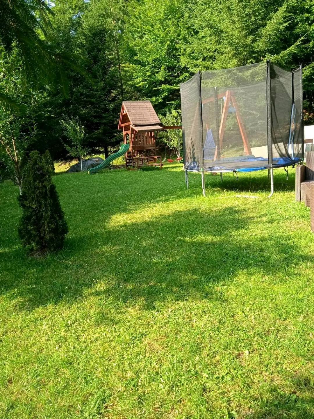 Casa Aris Lepsa Vrancea Hotel Екстериор снимка